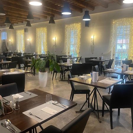 Vadkert Major Hotel Sárvár Eksteriør billede